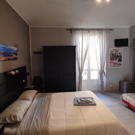 Cinecasa Di Andrea E Cristina Apartment Turin Ngoại thất bức ảnh