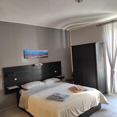 Cinecasa Di Andrea E Cristina Apartment Turin Ngoại thất bức ảnh